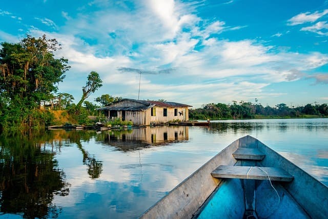 canoa pelos rios da amazonia viagem na amazônia